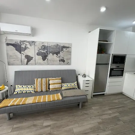 Downtown 24 By Homing Holiday home *